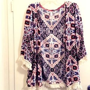 Xhiliration white kimono with tassels Sz 2X